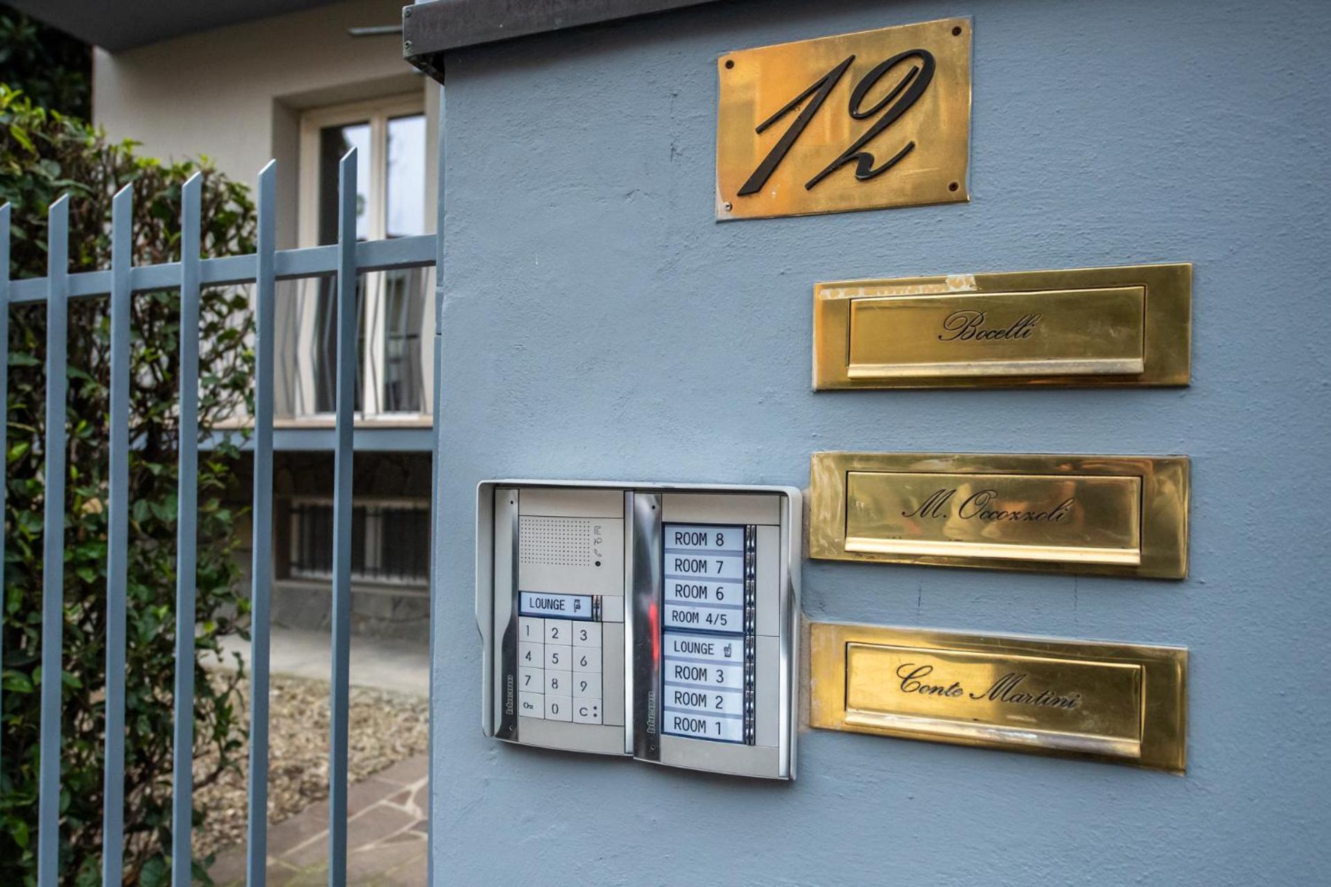 350 M Da Ospedale Maggiore L Parcheggio Prive L Rooms Parma Eksteriør billede