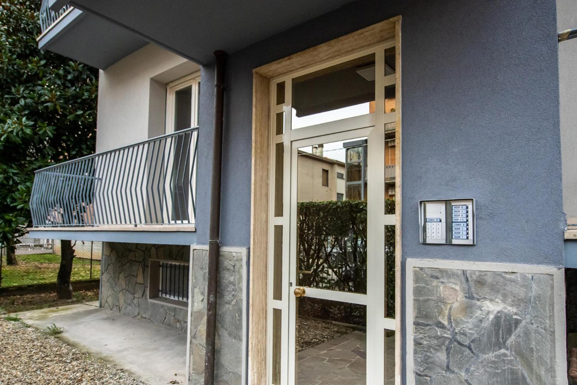 350 M Da Ospedale Maggiore L Parcheggio Prive L Rooms Parma Eksteriør billede