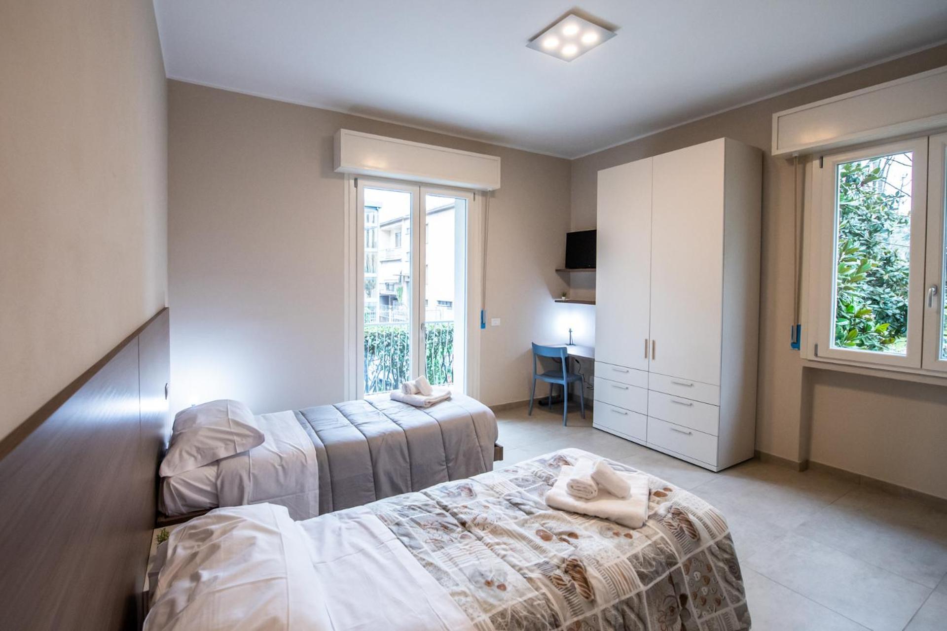 350 M Da Ospedale Maggiore L Parcheggio Prive L Rooms Parma Eksteriør billede