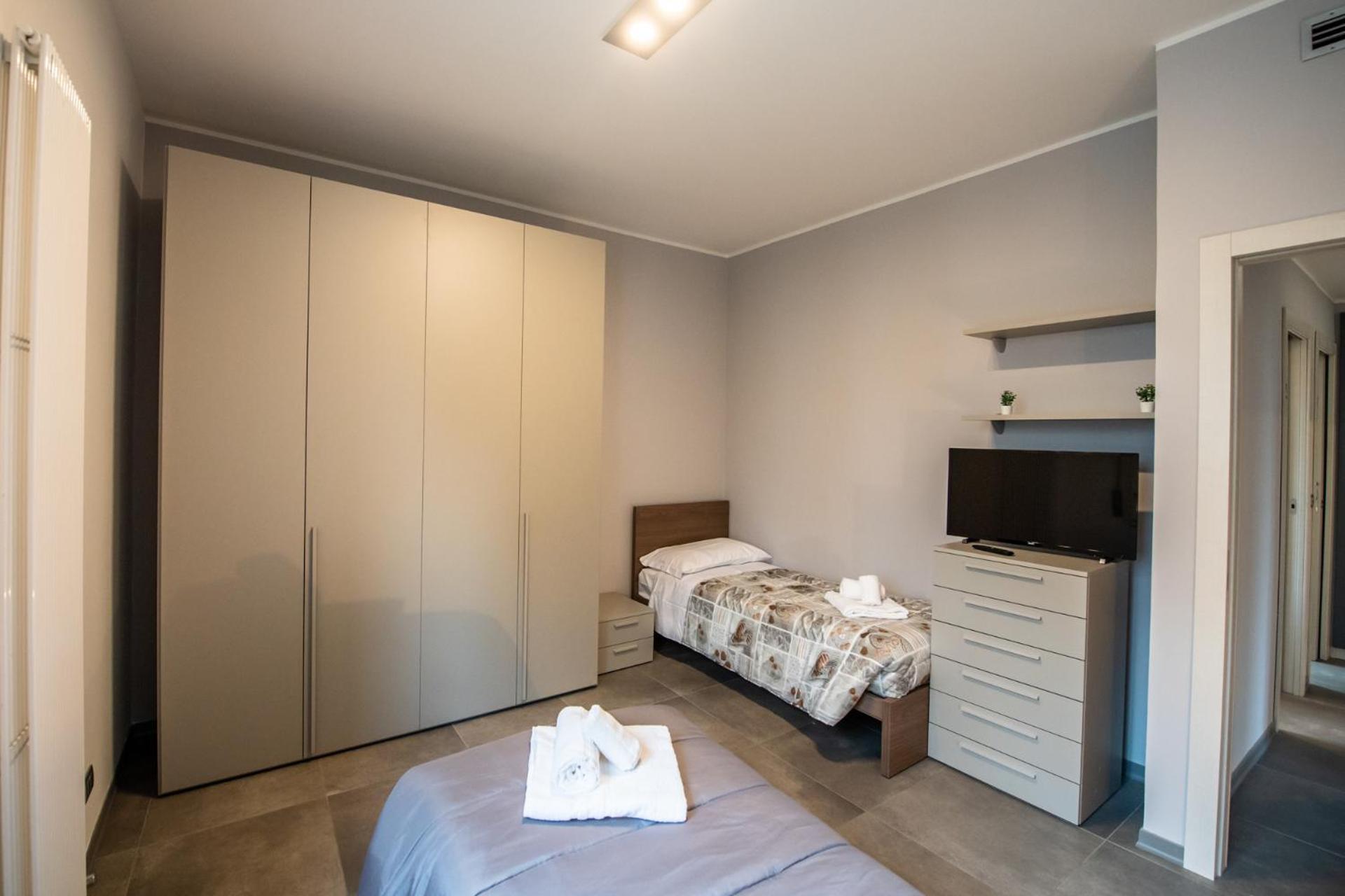 350 M Da Ospedale Maggiore L Parcheggio Prive L Rooms Parma Eksteriør billede